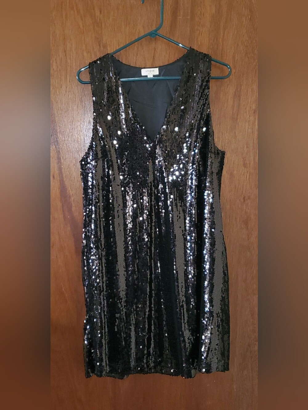 Umgee Black Sequined V-Neck Party Dress Sz Large